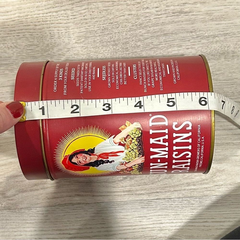 Vintage 1987 Sun Maid Raisins Aluminum Tin Fresno California USA 6” With Lid - Picture 8 of 9
